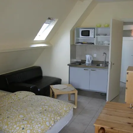 Budget Beach Apart-hotel 3*