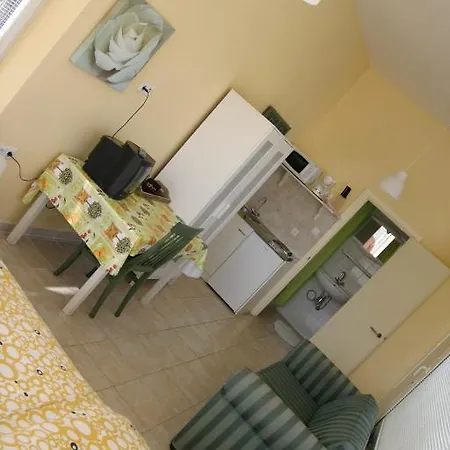 Apart-hotel Budget Beach