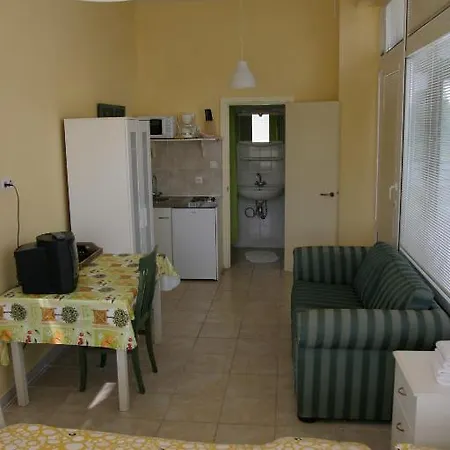Budget Beach Apartmanhotel Hága